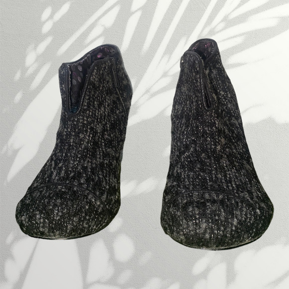 Mutiny by Irregular Choice Black Tweed and Sequence Pump Bootie - Picture 9 of 11